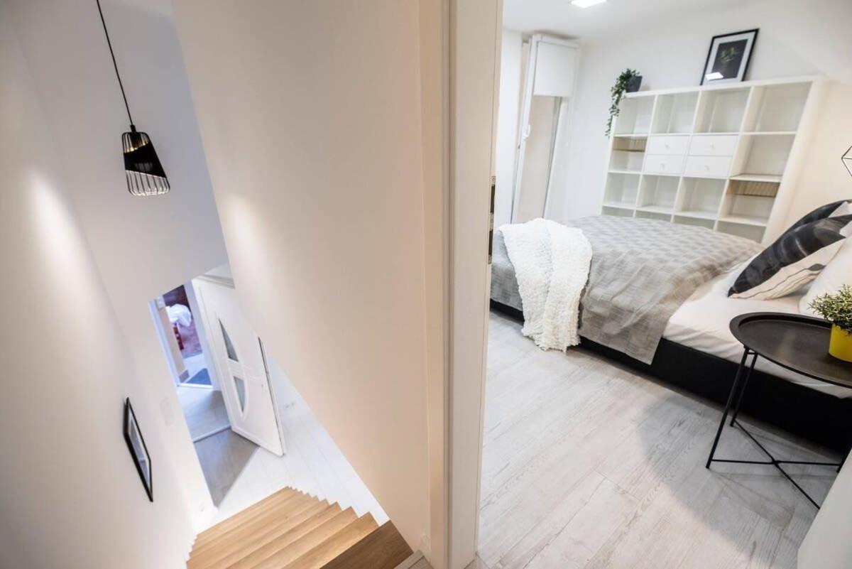 Renovated Design Apartment Close To The Danube Budapest Kültér fotó