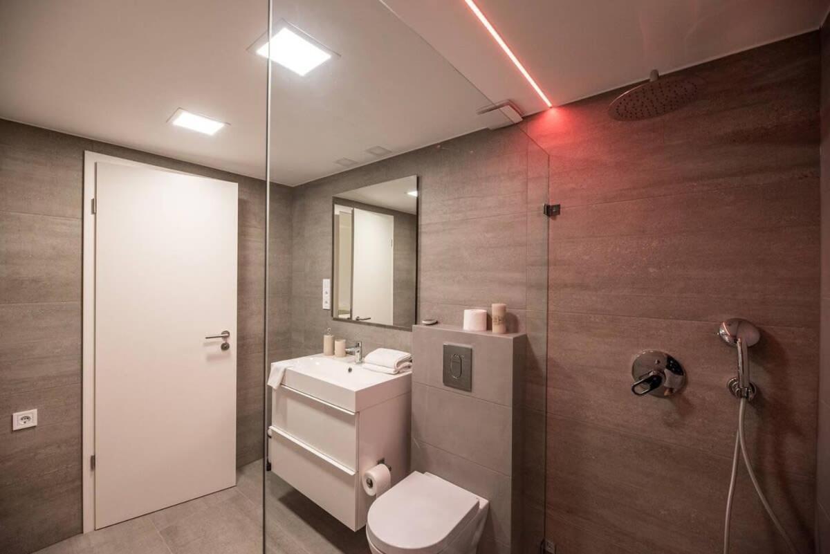 Renovated Design Apartment Close To The Danube Budapest Kültér fotó