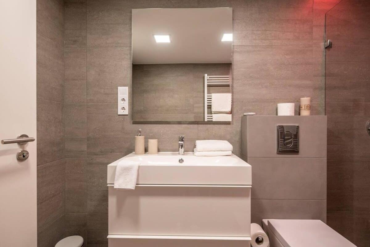 Renovated Design Apartment Close To The Danube Budapest Kültér fotó