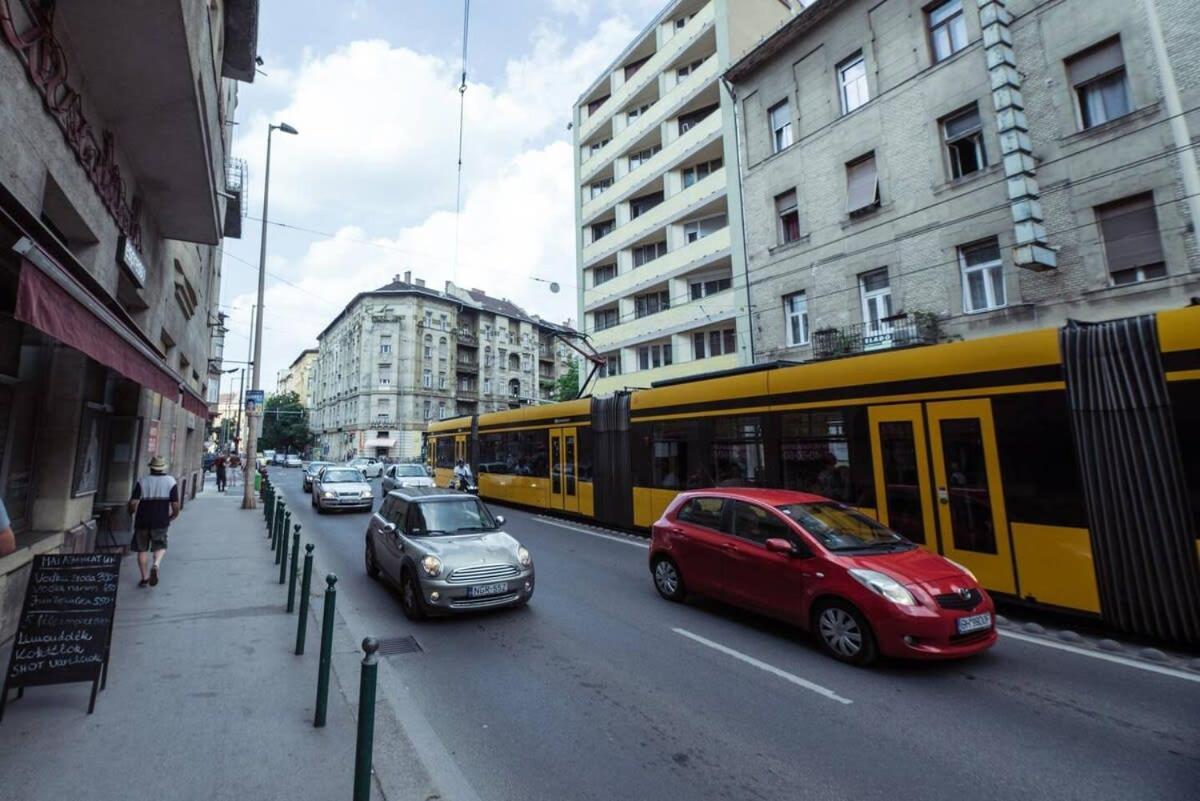Renovated Design Apartment Close To The Danube Budapest Kültér fotó
